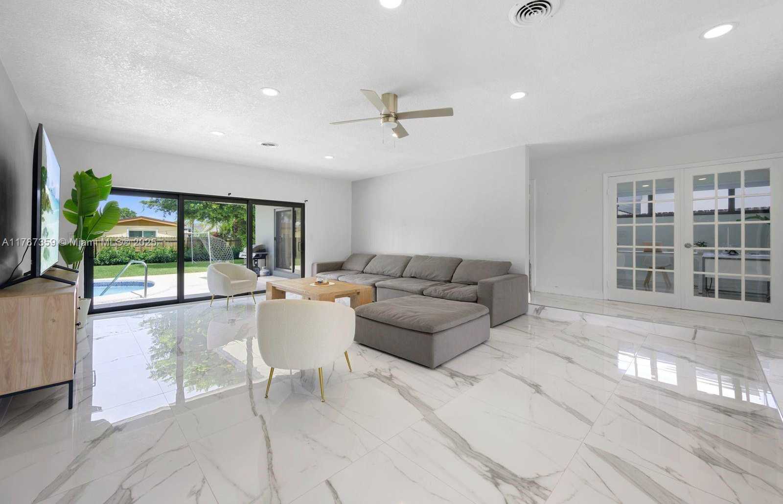 Small Image of 1951 NORTH EAST 187TH DR, North Miami Beach Number 9