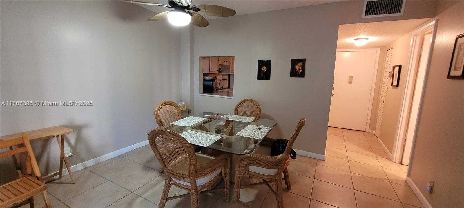 Small Image of 1825 SOUTH OCEAN DR #811, Hallandale Beach Number 4