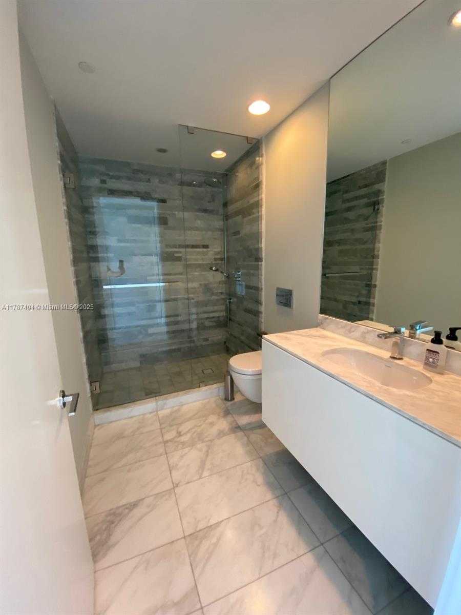 Small Image of 10201 COLLINS AVE #1005, Bal Harbour Number 13