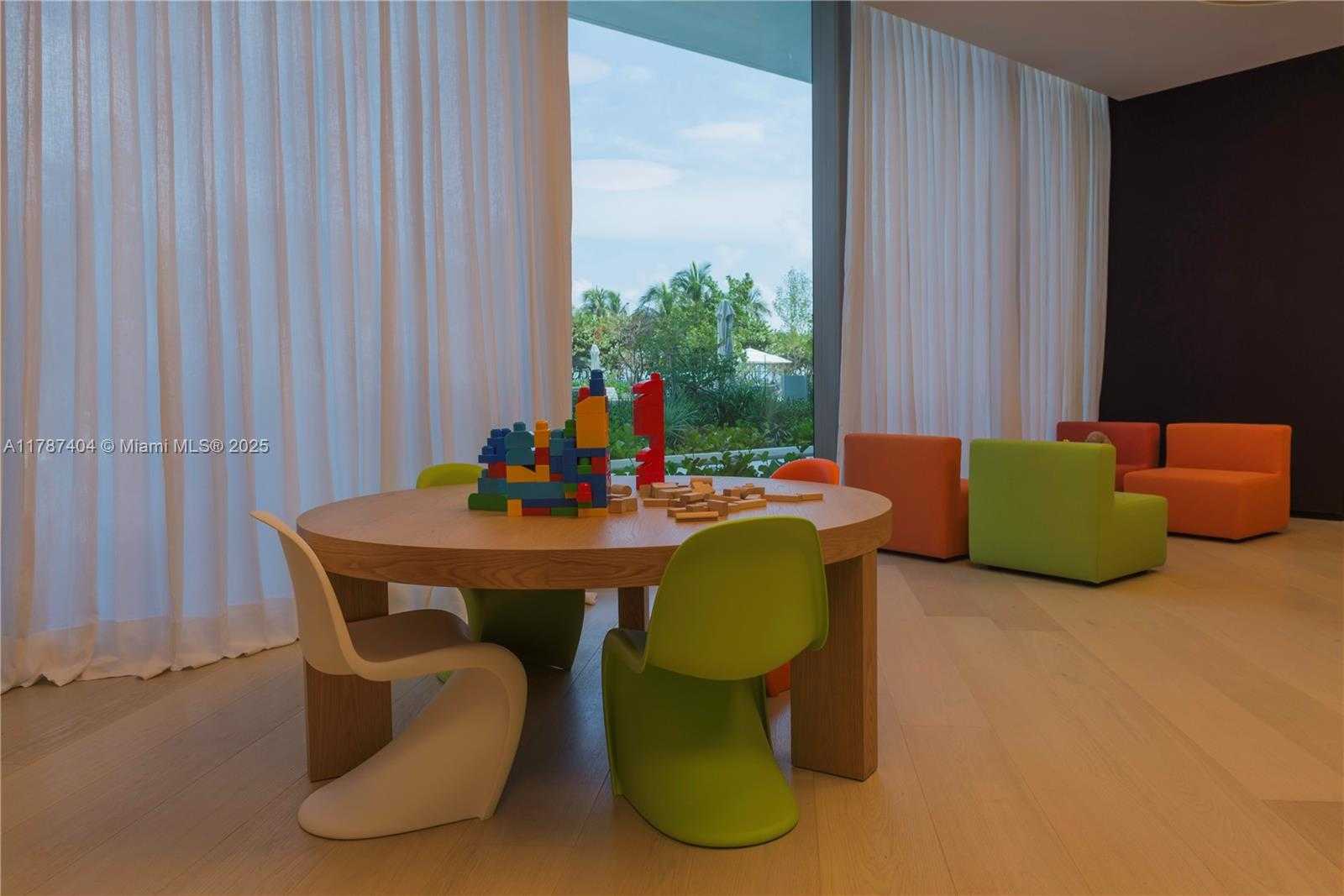 Small Image of 10201 COLLINS AVE #1005, Bal Harbour Number 18