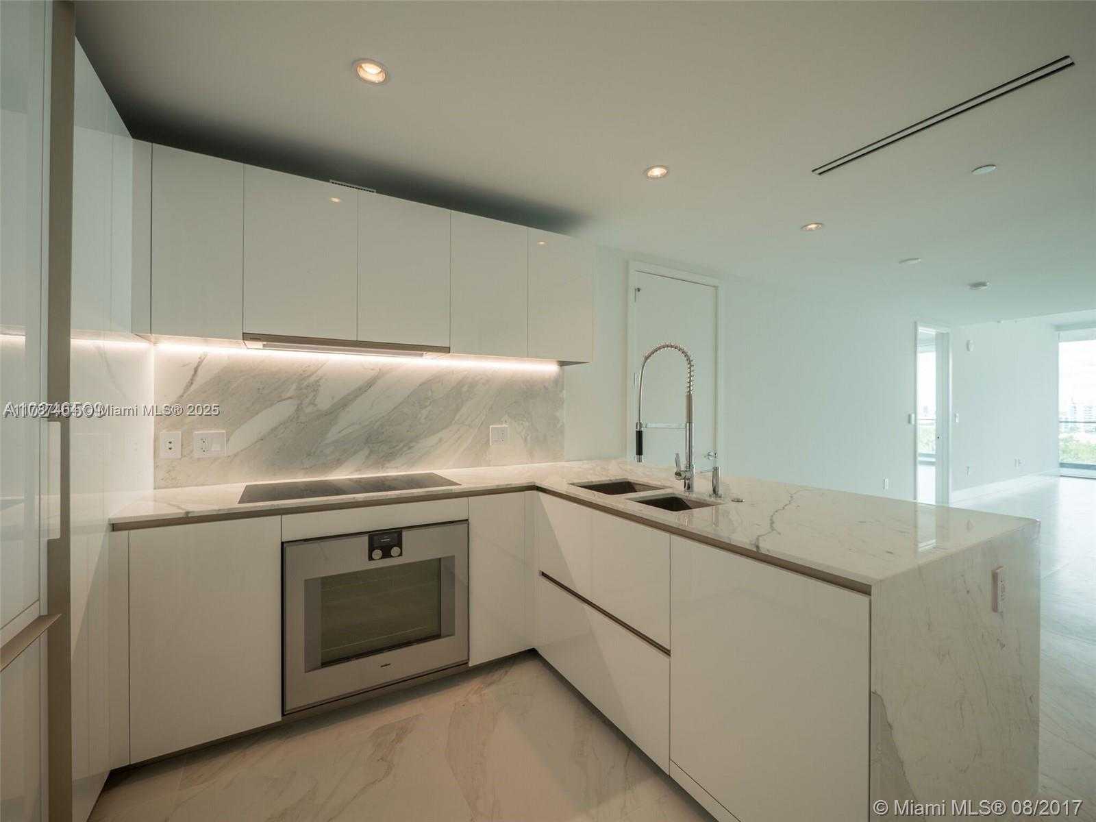 Small Image of 10201 COLLINS AVE #1005, Bal Harbour Number 5