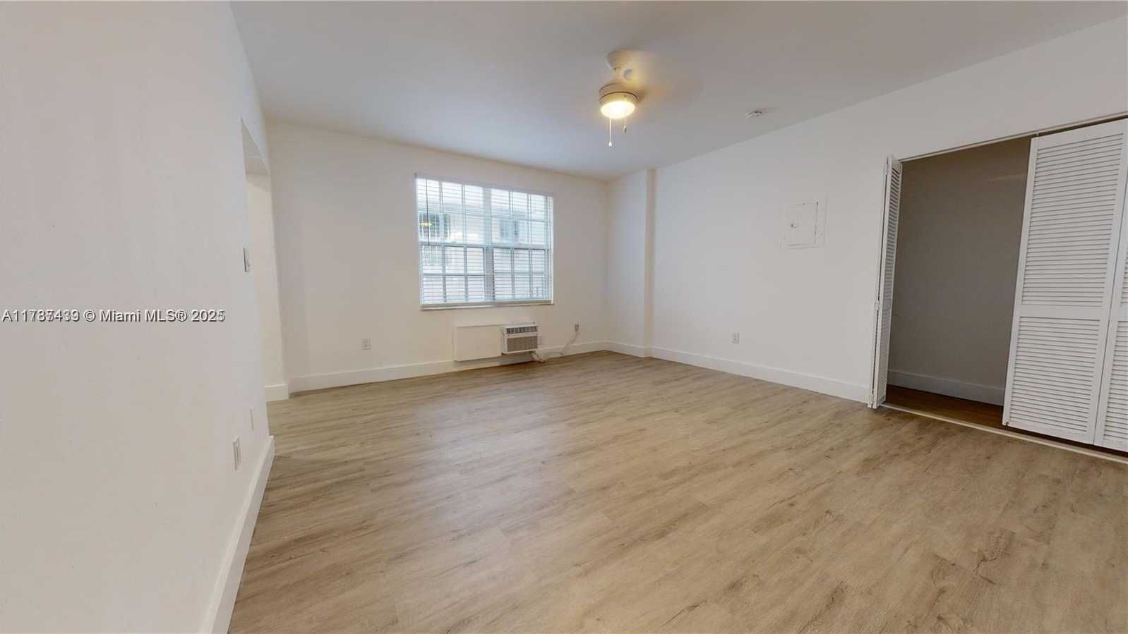 Small Image of 828 PENNSYLVANIA AVE #1, Miami Beach Number 3