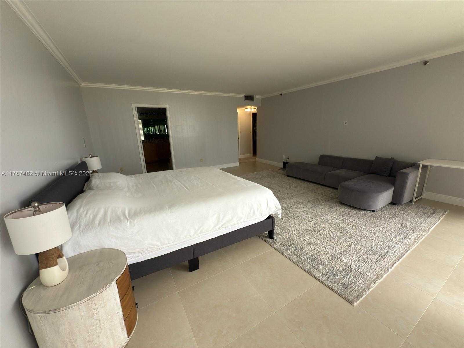 Small Image of 11113 BISCAYNE BLVD #552, Miami Number 12
