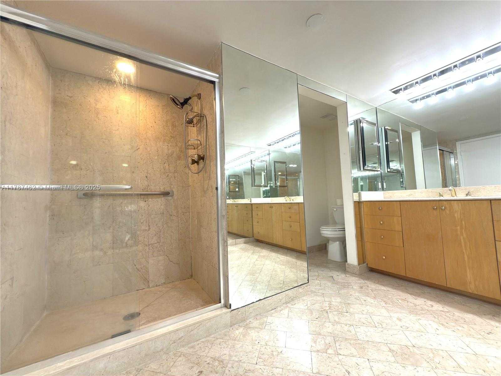 Small Image of 11113 BISCAYNE BLVD #552, Miami Number 16