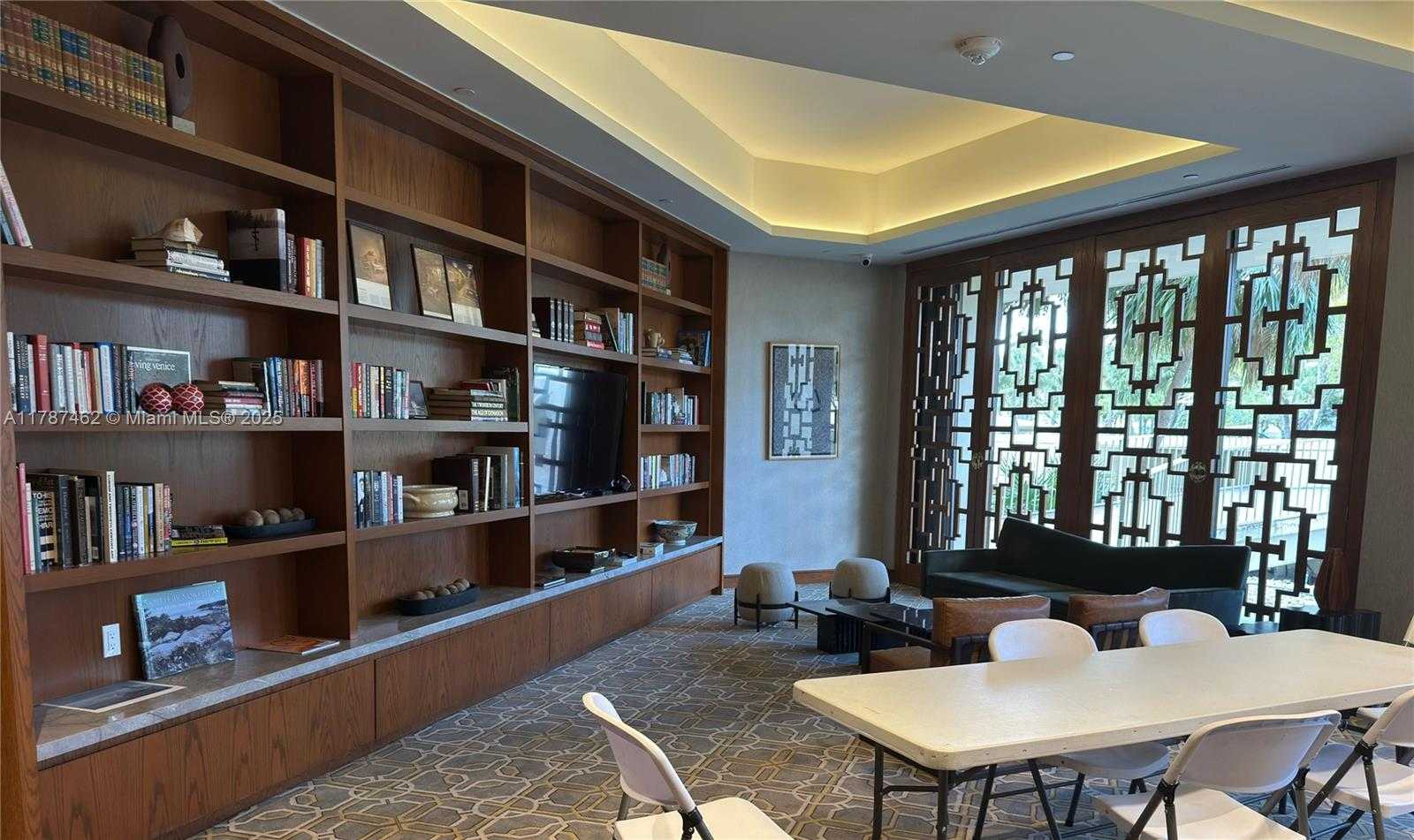 Small Image of 11113 BISCAYNE BLVD #552, Miami Number 37