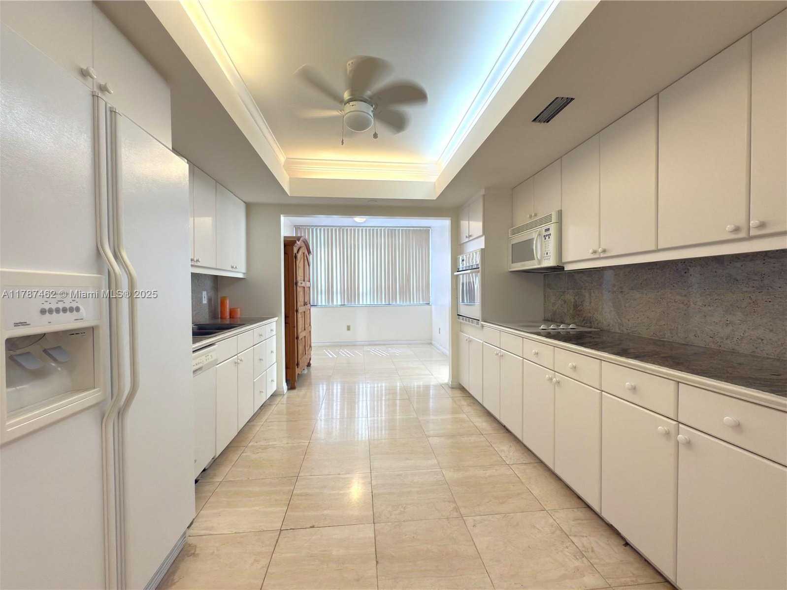 Small Image of 11113 BISCAYNE BLVD #552, Miami Number 6