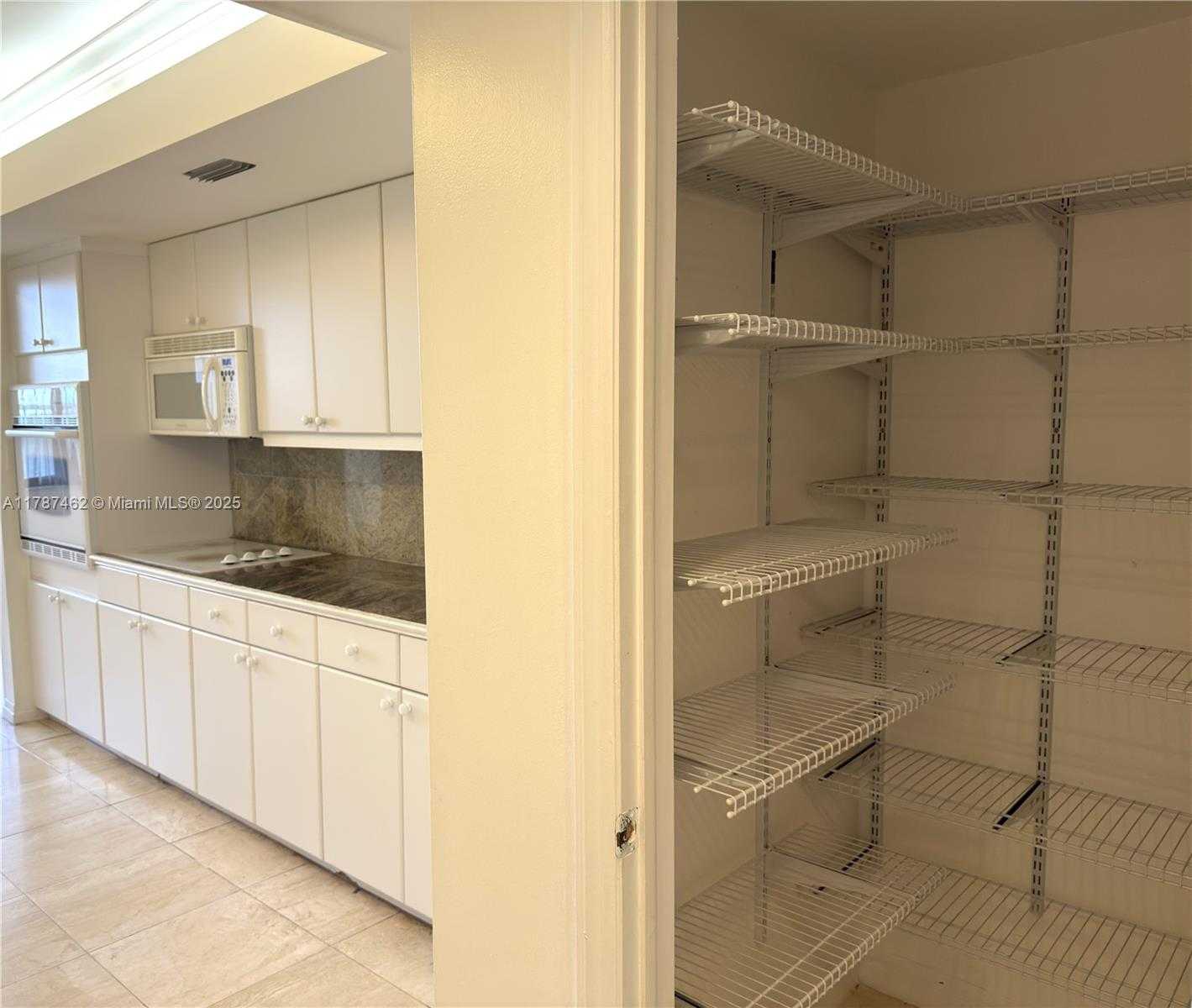 Small Image of 11113 BISCAYNE BLVD #552, Miami Number 8