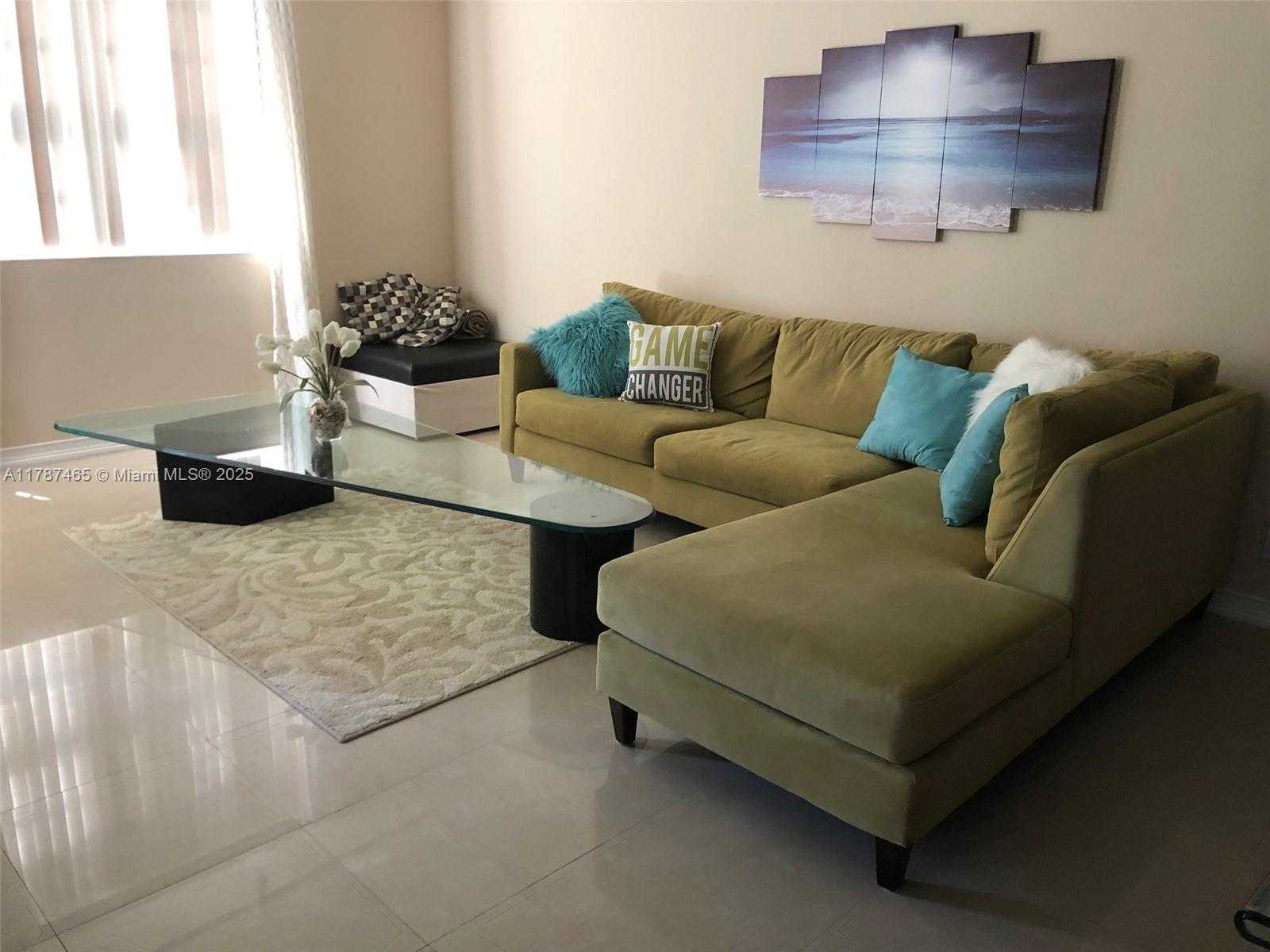 Small Image of 3001 SOUTH OCEAN DR #327, Hollywood Number 2