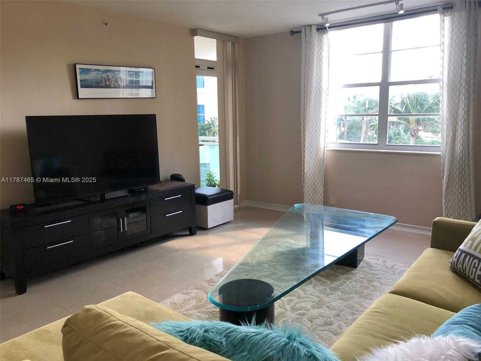 Small Image of 3001 SOUTH OCEAN DR #327, Hollywood Number 4