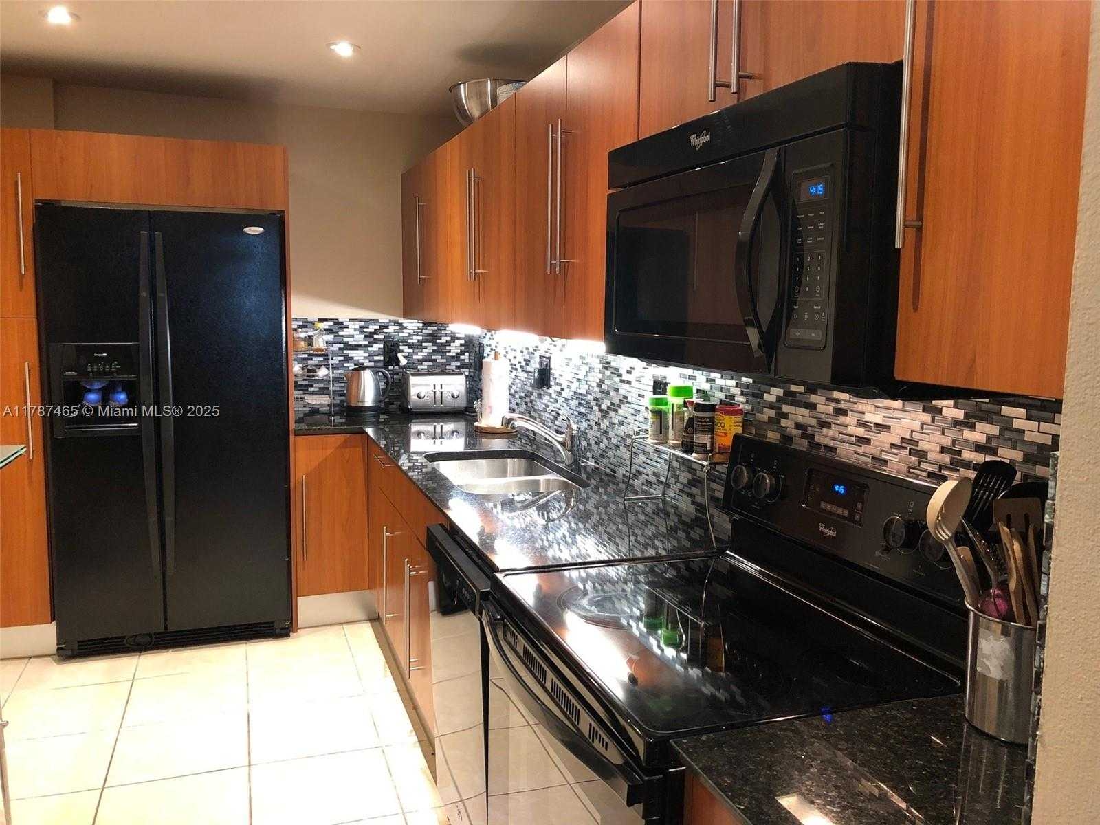 Small Image of 3001 SOUTH OCEAN DR #327, Hollywood Number 7