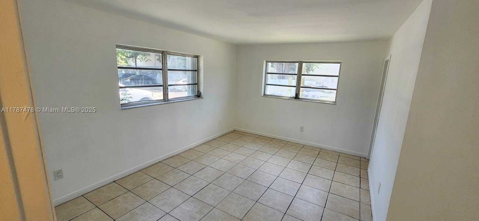 Small Image of 15205 NORTH EAST 6TH AVE #D112, Miami Number 10