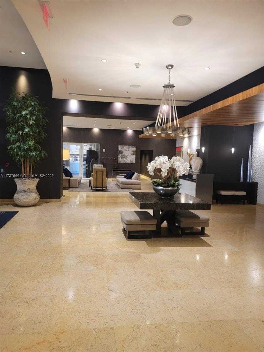 Small Image of 60 SOUTH WEST 13TH ST #2810, Miami Number 12