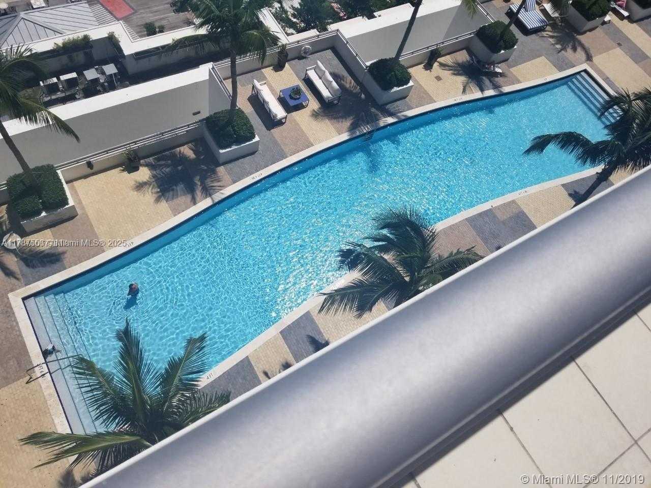Small Image of 60 SOUTH WEST 13TH ST #2810, Miami Number 13