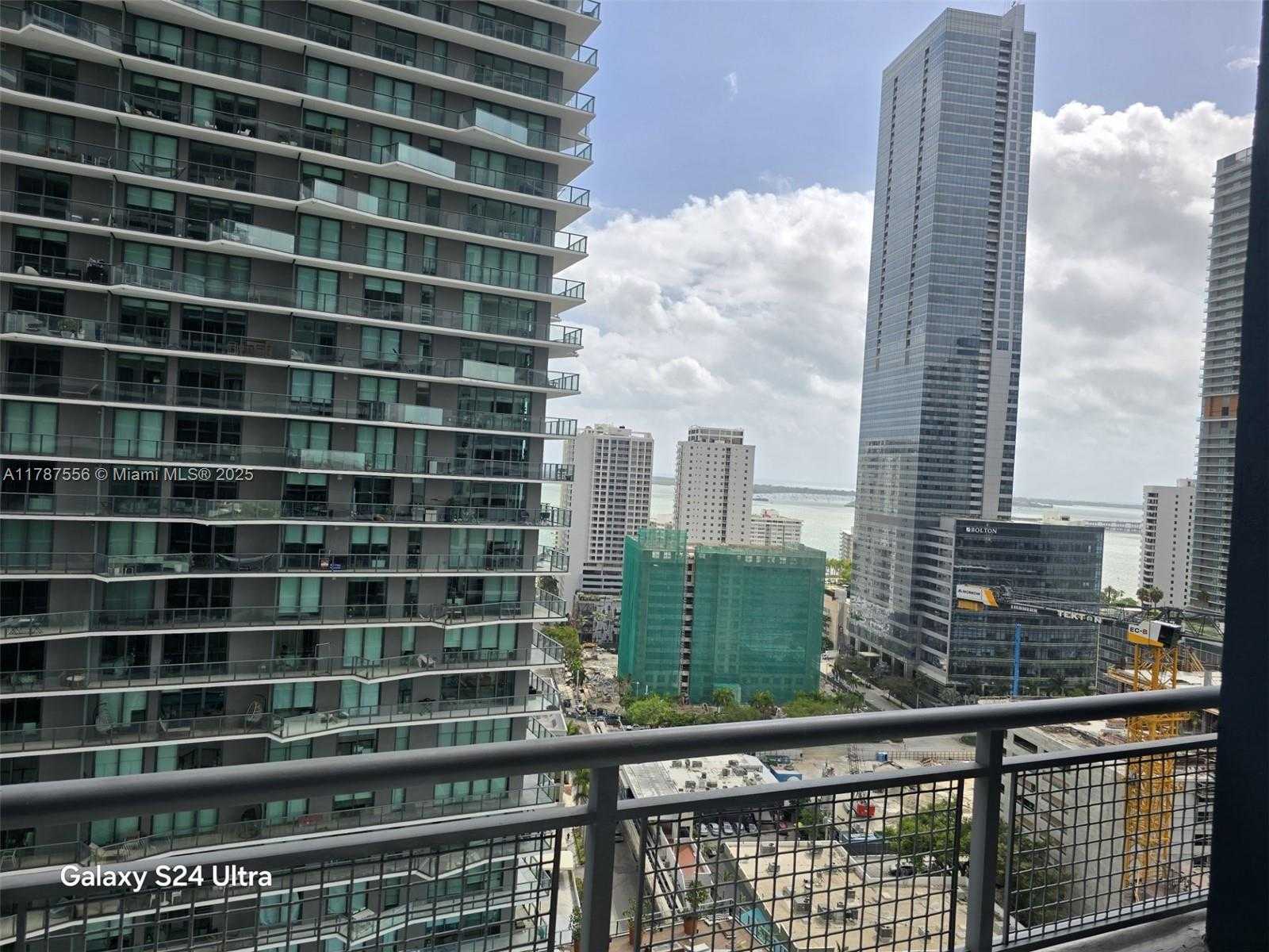 Small Image of 60 SOUTH WEST 13TH ST #2810, Miami Number 15