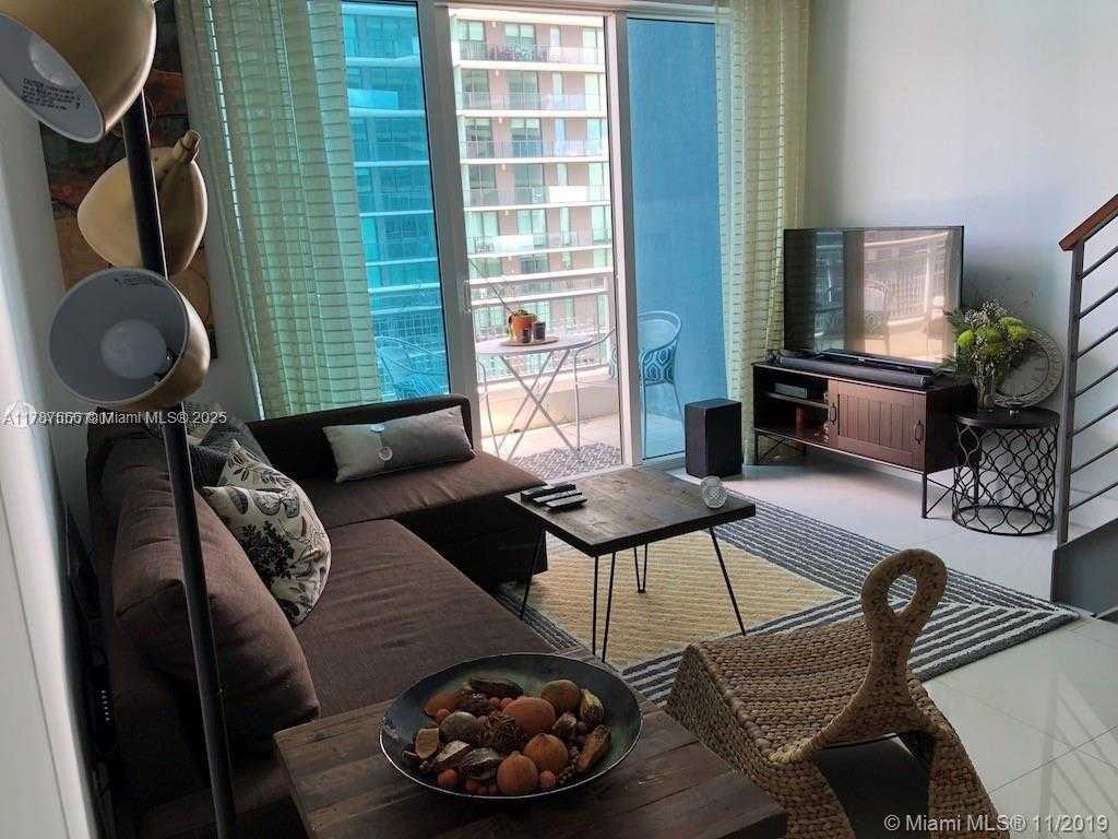 Small Image of 60 SOUTH WEST 13TH ST #2810, Miami Number 2