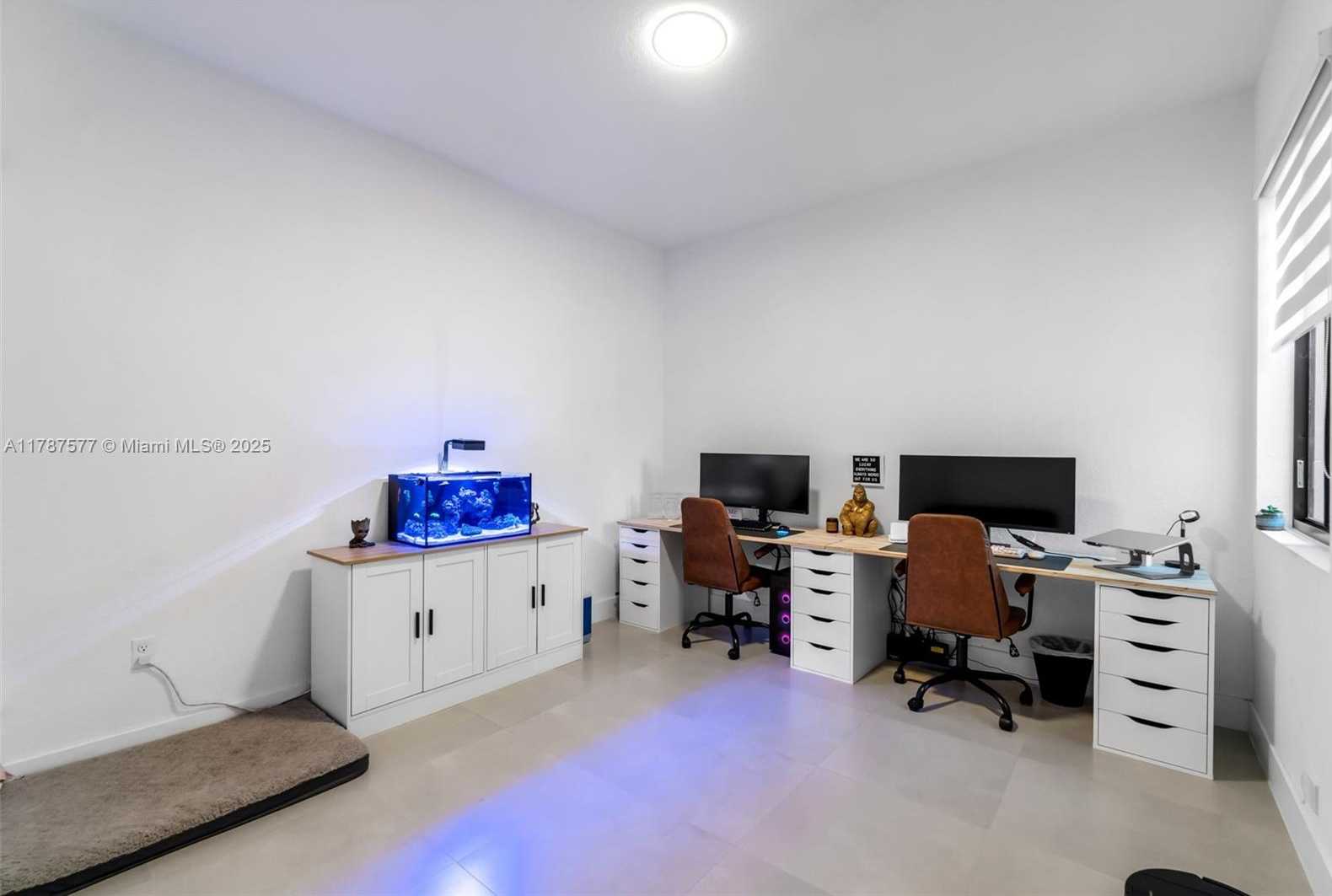 Small Image of 15737 SOUTH WEST 136TH TER, Miami Number 23