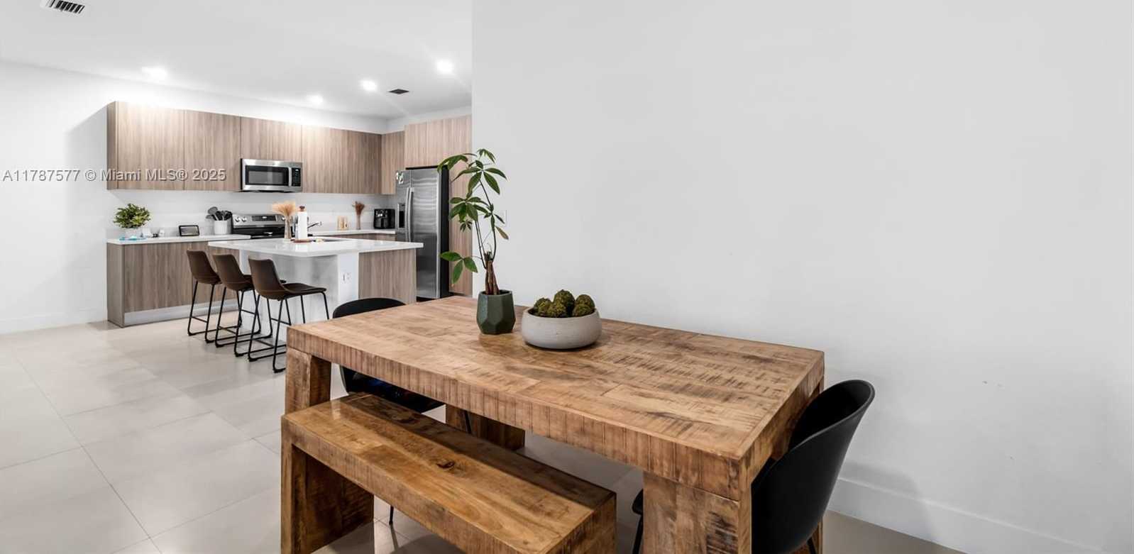 Small Image of 15737 SOUTH WEST 136TH TER, Miami Number 7