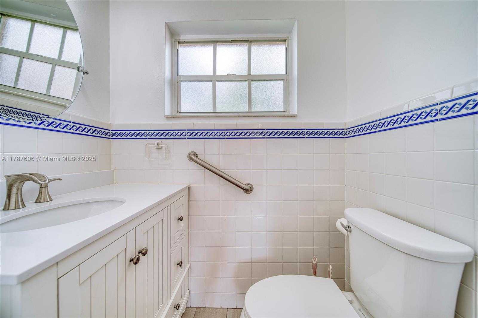 Small Image of 645 ALTARA AVE, Coral Gables Number 36