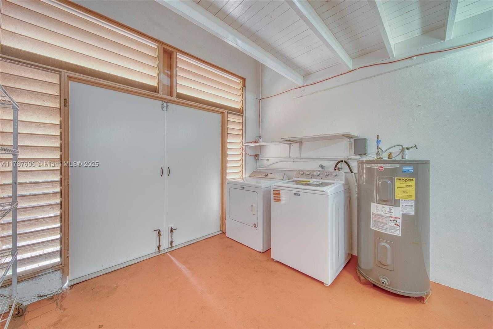 Small Image of 645 ALTARA AVE, Coral Gables Number 38
