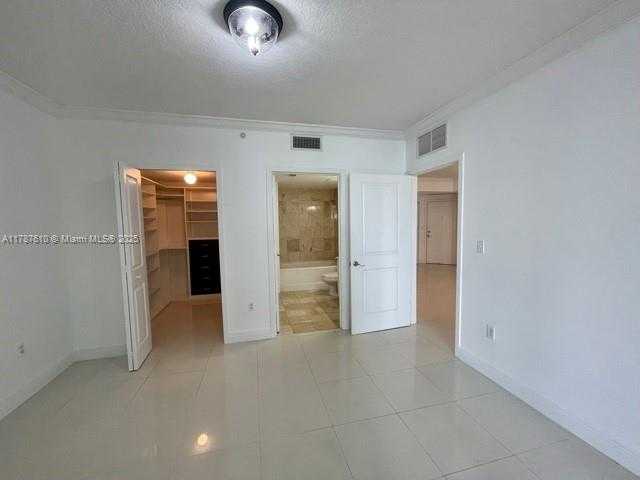 Small Image of 170 SOUTH EAST 14TH ST #1804, Miami Number 21