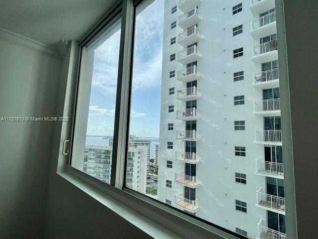 Small Image of 170 SOUTH EAST 14TH ST #1804, Miami Number 27