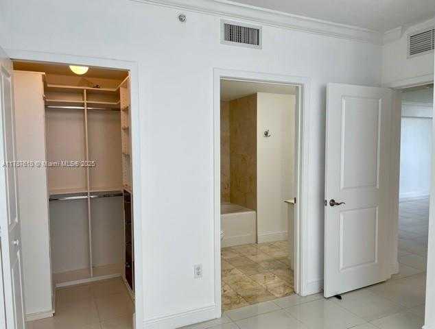 Small Image of 170 SOUTH EAST 14TH ST #1804, Miami Number 29