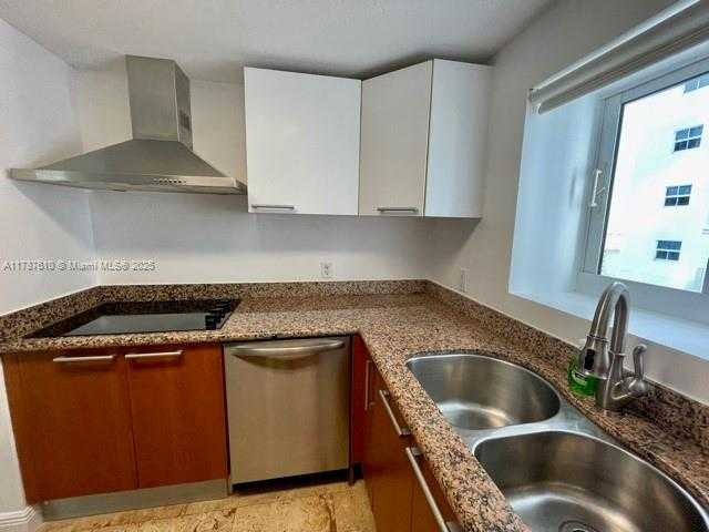 Small Image of 170 SOUTH EAST 14TH ST #1804, Miami Number 9