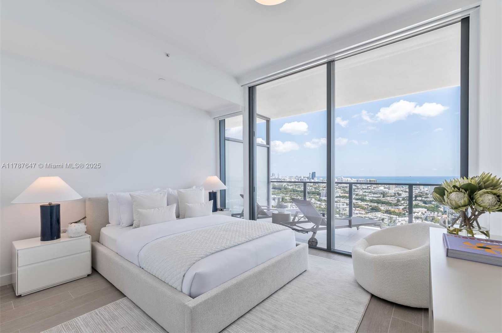 Small Image of 500 Alton Rd, Miami Beach, FL 33139, USA Number 14