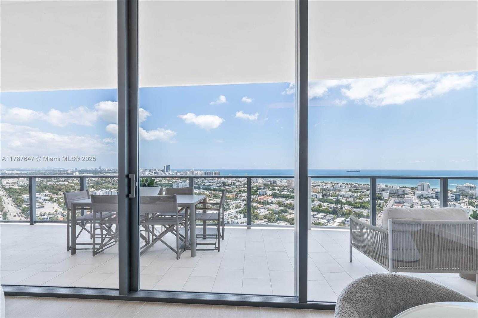 Small Image of 500 Alton Rd, Miami Beach, FL 33139, USA Number 22