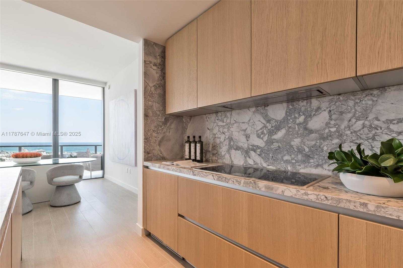 Small Image of 500 Alton Rd, Miami Beach, FL 33139, USA Number 24