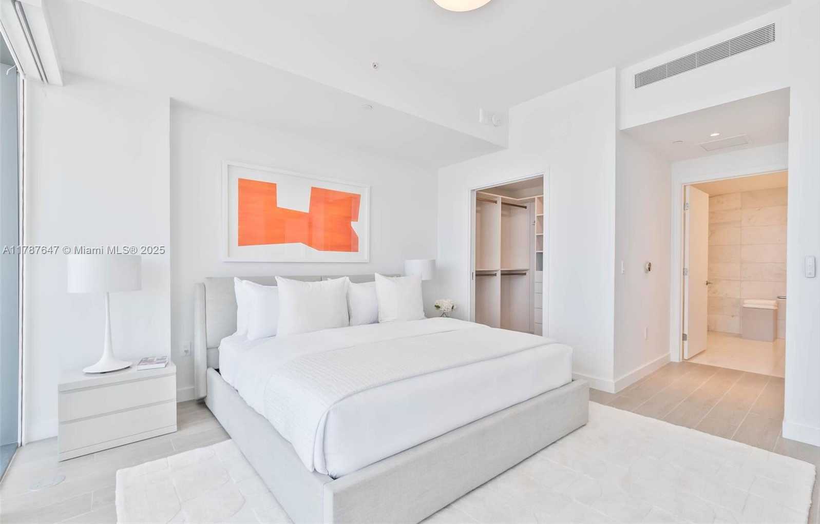 Small Image of 500 Alton Rd, Miami Beach, FL 33139, USA Number 7