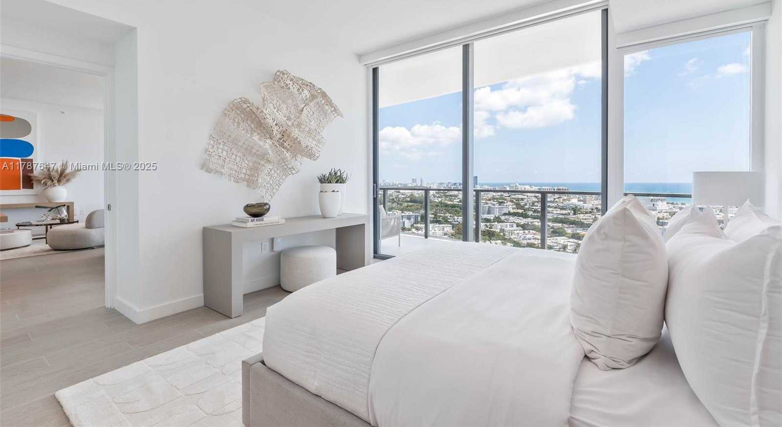 Small Image of 500 Alton Rd, Miami Beach, FL 33139, USA Number 8