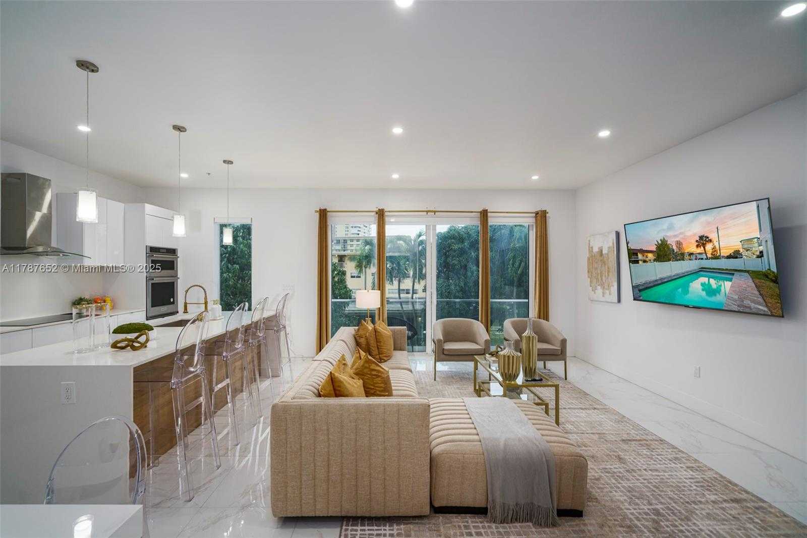 Small Image of 1002 NORTH RIVERSIDE DRIVE, Pompano Beach Number 21