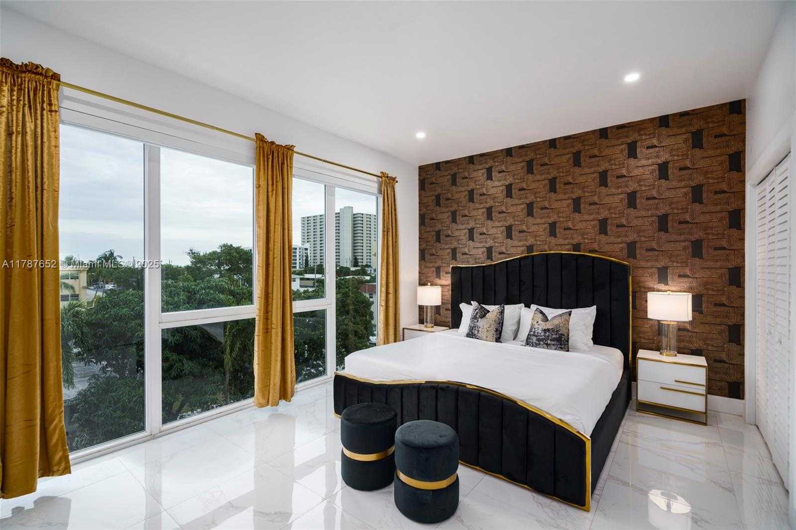 Small Image of 1002 NORTH RIVERSIDE DRIVE, Pompano Beach Number 24