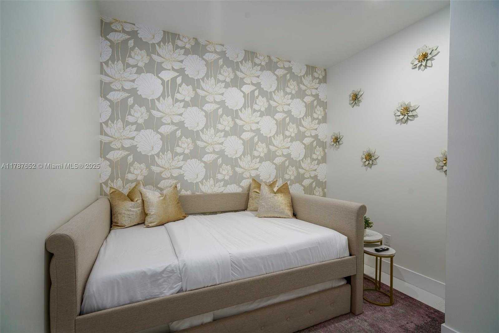 Small Image of 1002 NORTH RIVERSIDE DRIVE, Pompano Beach Number 27