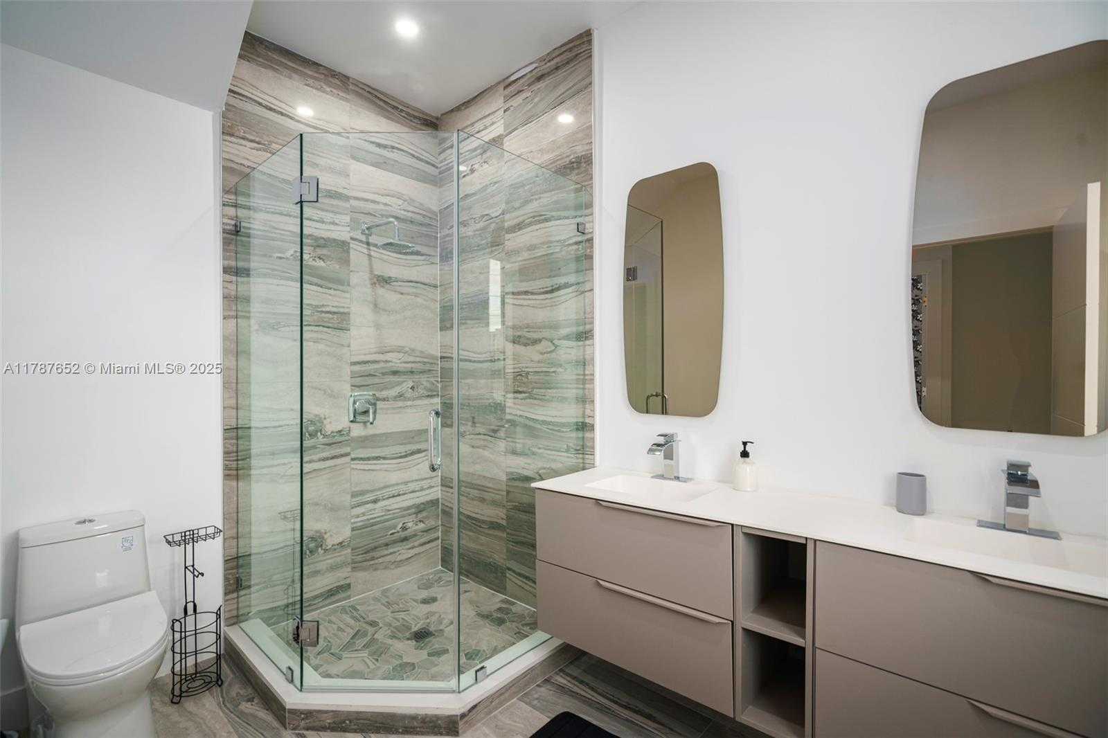 Small Image of 1002 NORTH RIVERSIDE DRIVE, Pompano Beach Number 28
