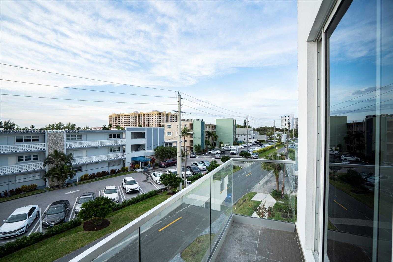 Small Image of 1002 NORTH RIVERSIDE DRIVE, Pompano Beach Number 31