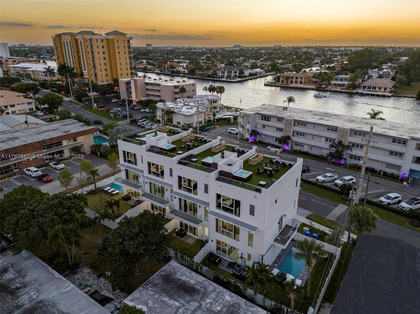 Small Image of 1002 NORTH RIVERSIDE DRIVE, Pompano Beach Number 8