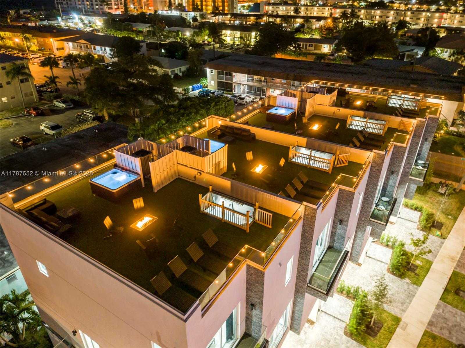 Small Image of 1002 NORTH RIVERSIDE DRIVE, Pompano Beach Number 9