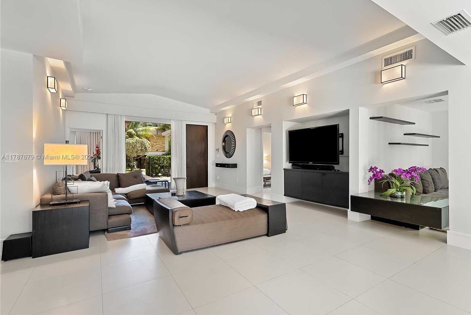 Small Image of 122 EAST 2ND CT, Miami Beach Number 10