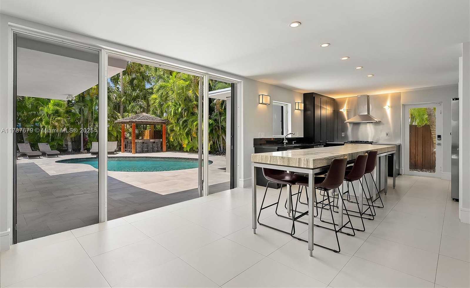 Small Image of 122 EAST 2ND CT, Miami Beach Number 12