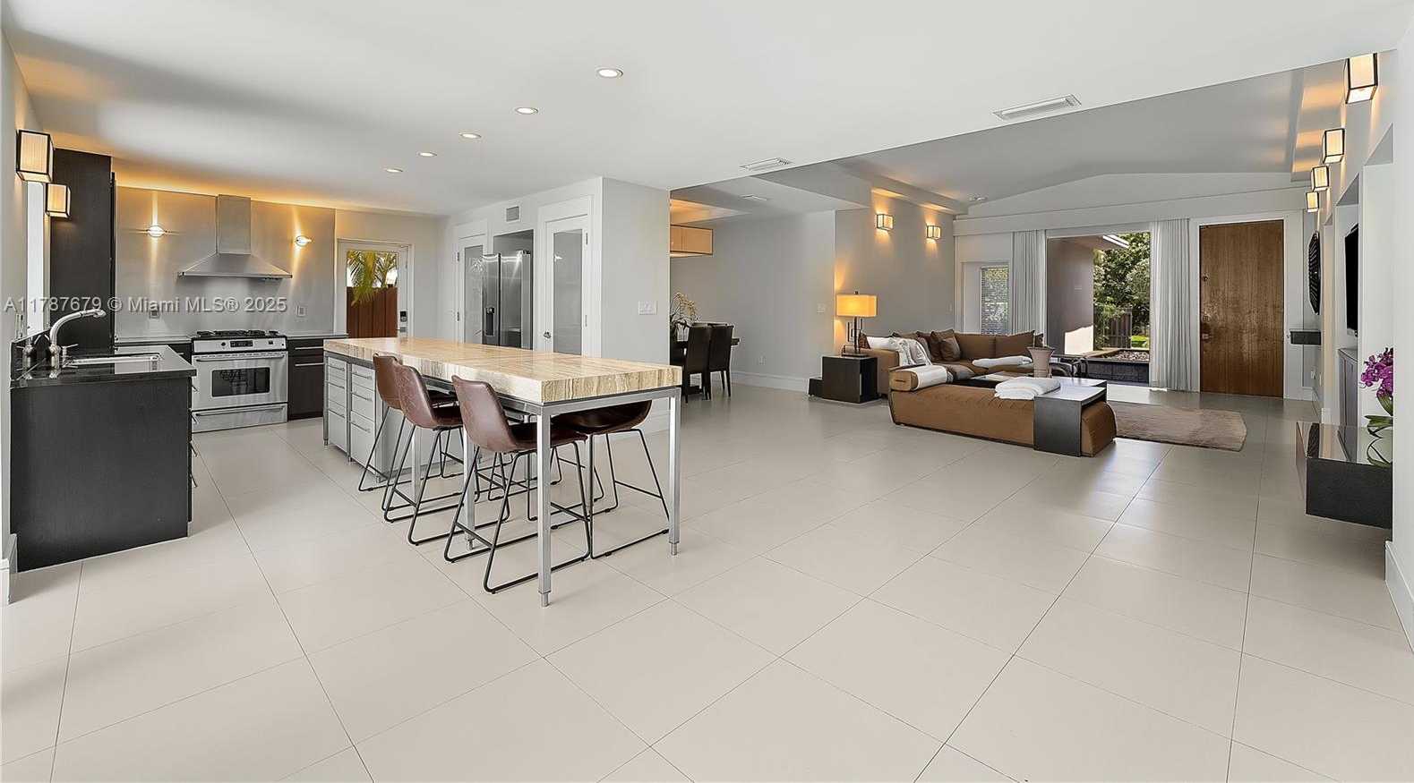 Small Image of 122 EAST 2ND CT, Miami Beach Number 13