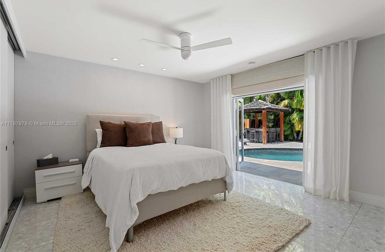 Small Image of 122 EAST 2ND CT, Miami Beach Number 20