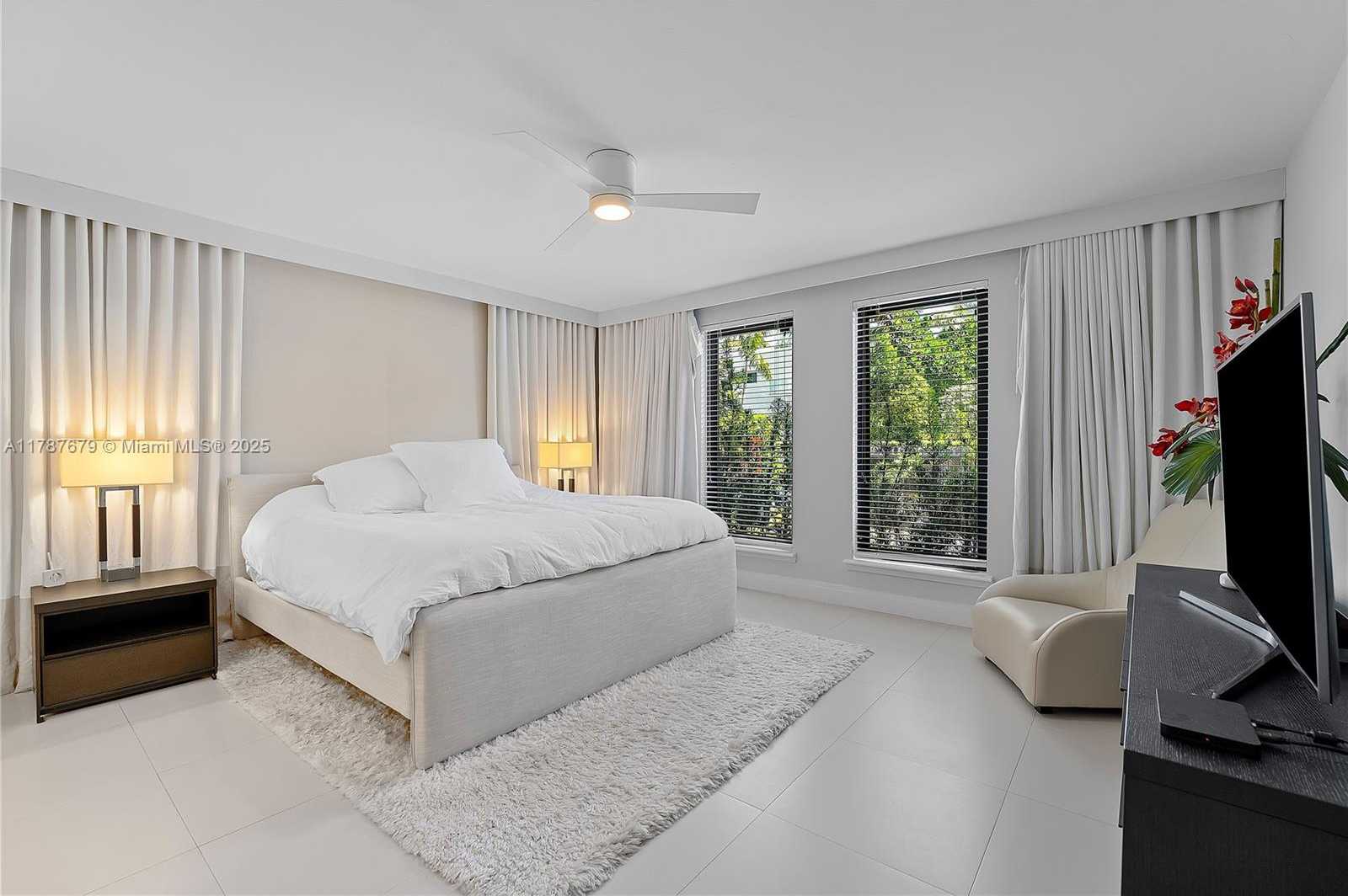 Small Image of 122 EAST 2ND CT, Miami Beach Number 23