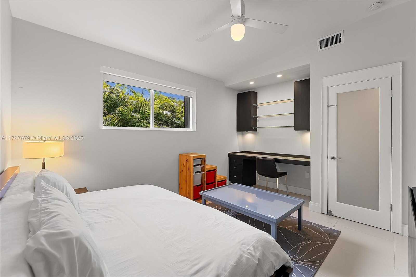 Small Image of 122 EAST 2ND CT, Miami Beach Number 28