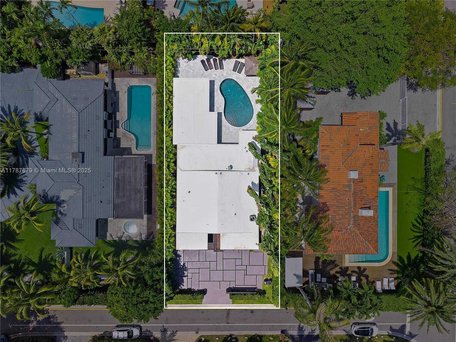 Small Image of 122 EAST 2ND CT, Miami Beach Number 35