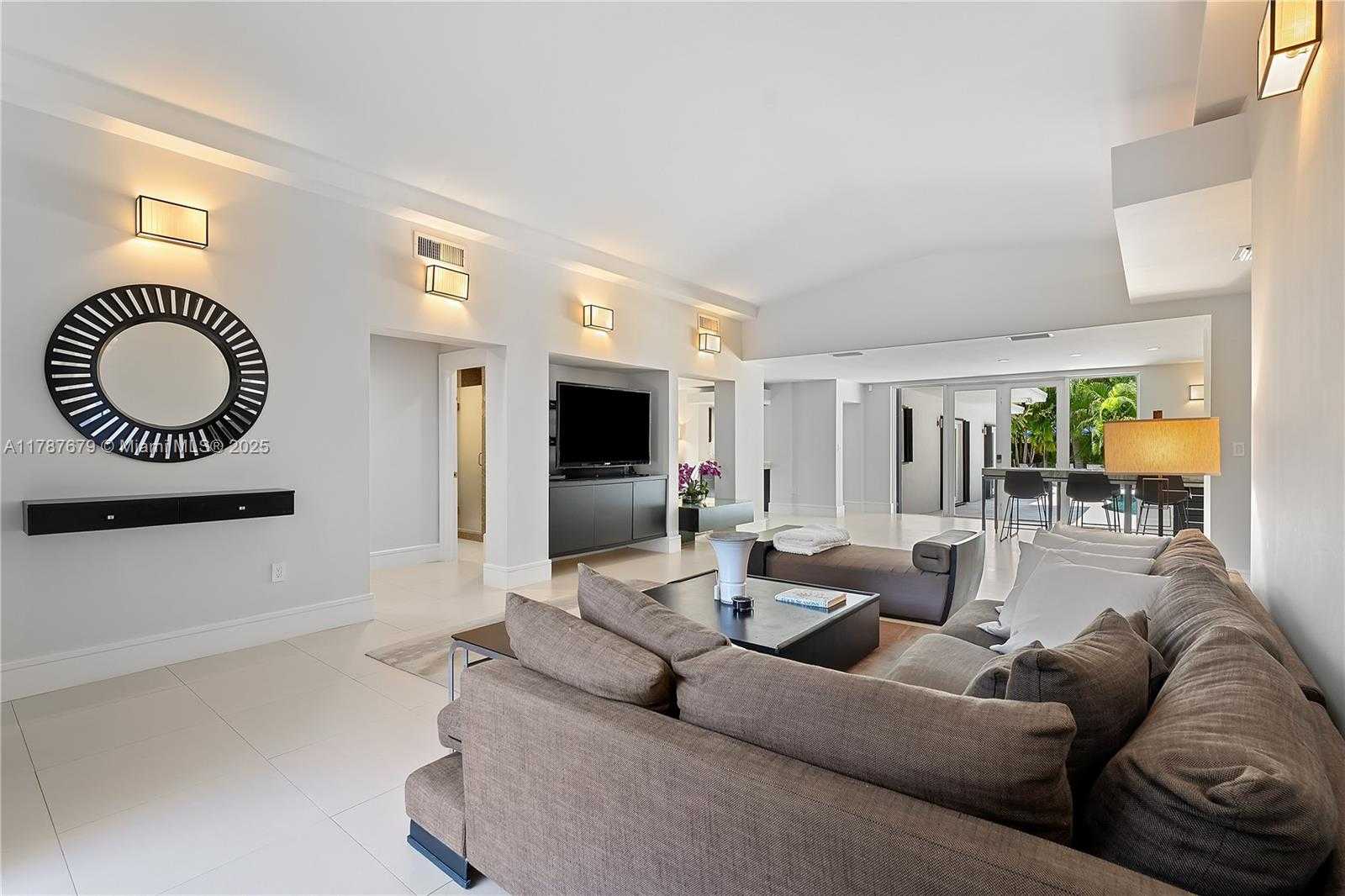Small Image of 122 EAST 2ND CT, Miami Beach Number 9