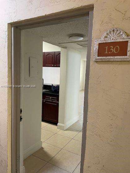 Small Image of 8180 #130, Doral Number 4
