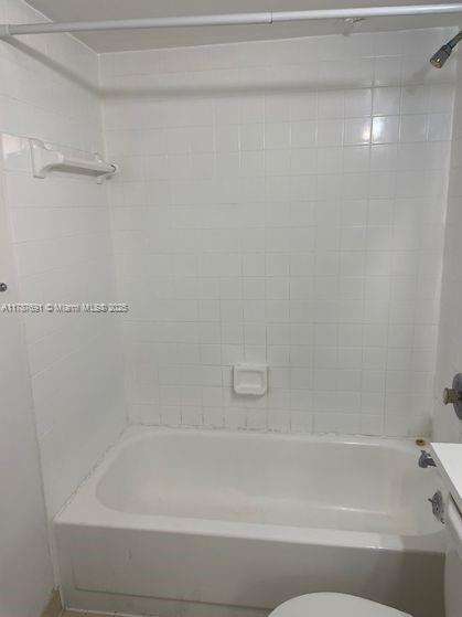 Small Image of 8180 #130, Doral Number 56