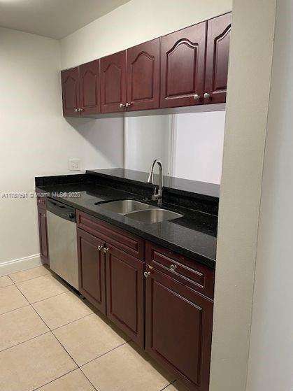 Small Image of 8180 #130, Doral Number 8